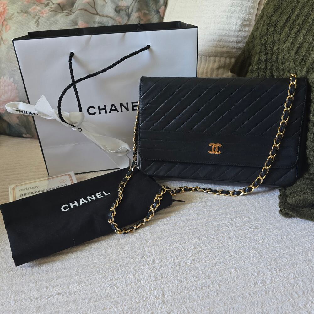 CHANEL Vintage Black Lambskin Diagonal Stitch Chain Flap Bag GHW